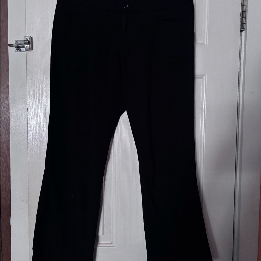 Stylish Black Pants by Hollywould